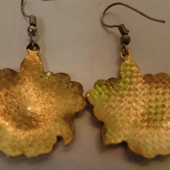 Vintage  Cloisonné Floral Pattern Ear Rings Goldtone Backs & Hook Closure - Picture 5 of 5
